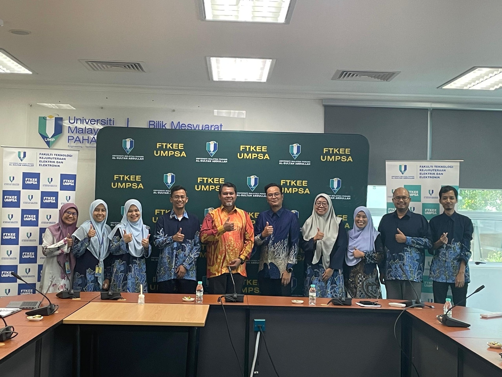 Lawatan Penilaian Akademik oleh External Assessor di FTKEE